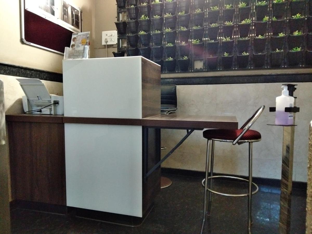 Bedspace- Capsule Ac Hotel Mangalore Buitenkant foto